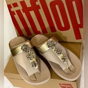 FitFlop Galaxy - Platino - Toe Thong Sandals - Size 9 - NWT